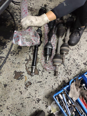 Toyota Harrier ZSU60 Driveshaft with new cv joint constant velocity joint